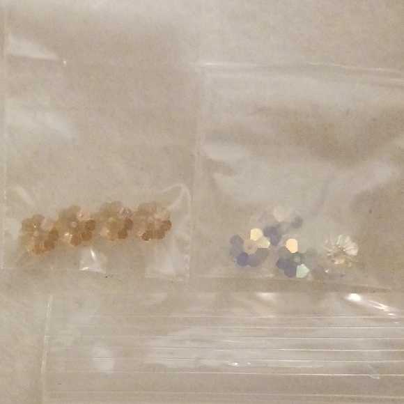 Assorted Bead Collection - Picture 2 of 6